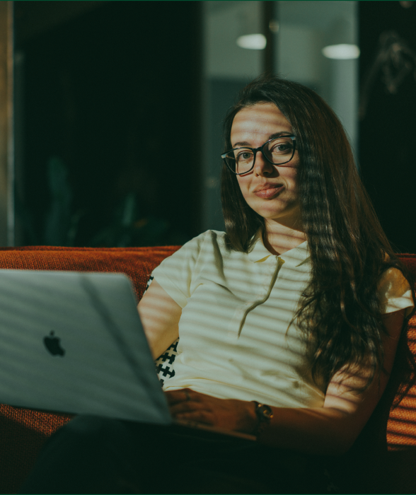 background-office-people-8